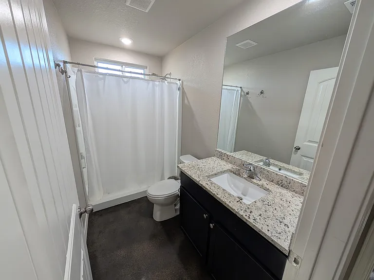 1668 Golf Dr — Photo 10