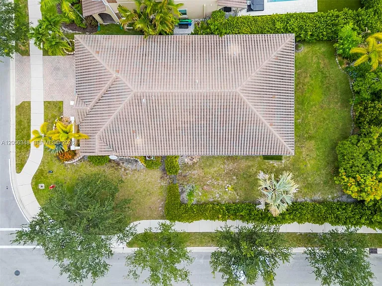 8361 NW 120th Way — Photo 29