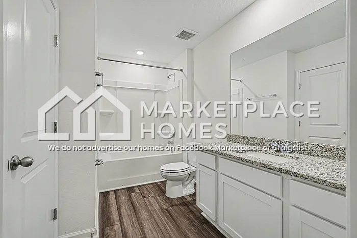 11777 Sylvia St — Photo 15