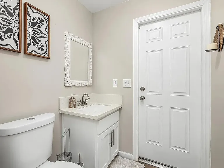 152 W Omaha Ave — Photo 17