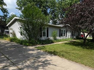 30103 Wren St, Elkhart, IN 46517