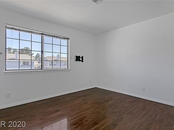 4th image of 5409 Centurion Ct Unit 202