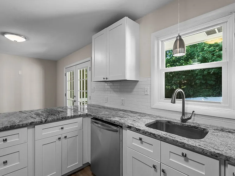 3300 Ashby Pl — Photo 7