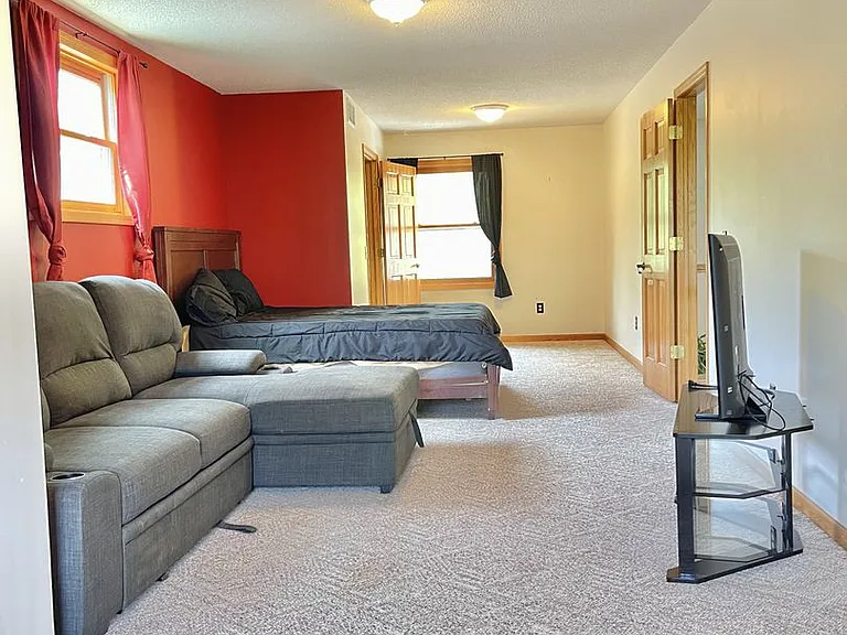 9533 Lansing Ave N — Photo 24