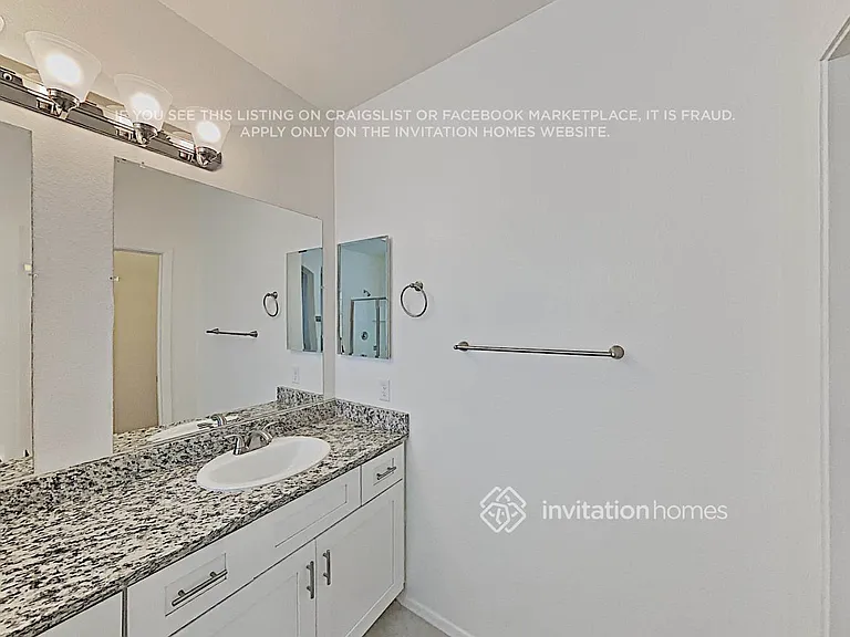 4361 S Splendor Ct — Photo 15