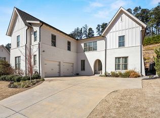 1739 Helen Ridge Dr, Birmingham, AL 35243