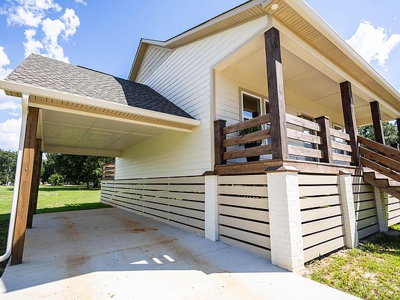 3rd image of 50033 Indian Island Cir
