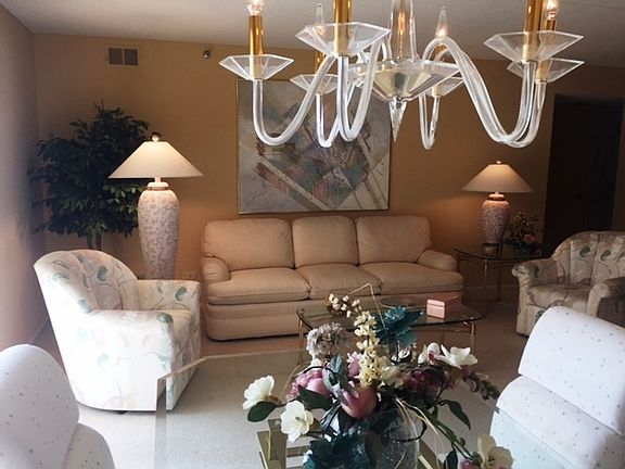 5th image of 18501 Wentworth Ave APT 2D