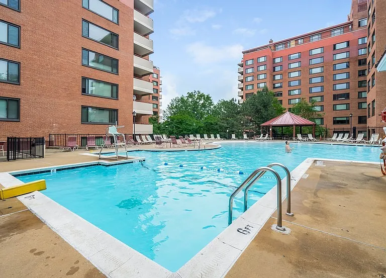 1121 Arlington Blvd #638 — Photo 13
