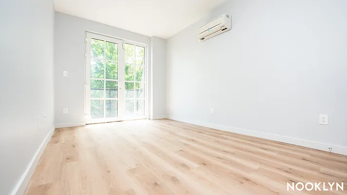 Rented by Nooklyn NYC LLC | media 7