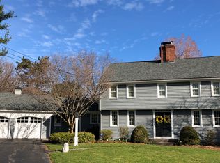 146 Farmcliff Dr, Glastonbury, CT 06033