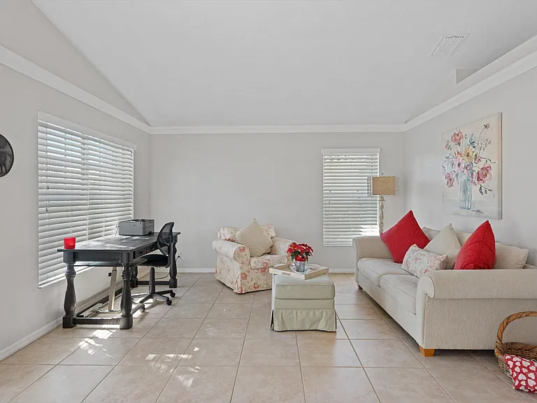 1871 Corsica Dr — Photo 5