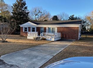 9 Lake Shore Dr, Sumter, SC 29150