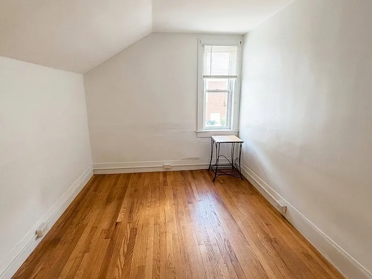35 Maple St — Photo 10