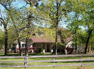 270 Warner Rd, Bellville, TX 77418