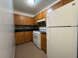 3324 Parsons Blvd APT 3S, Flushing, NY 11354