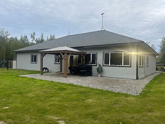 2nd image of 4200 Drift Way