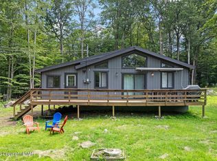 182 Lc Larson Dr, Pocono Lake, PA 18347