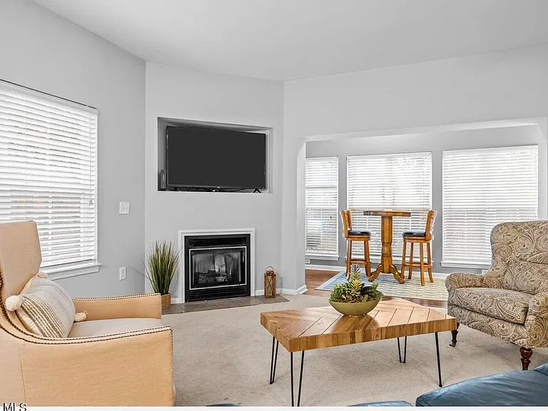 2207 Locksley Woods Dr #A — Photo 11