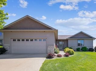 2152 Ashland Dr NW, Rochester, MN 55901