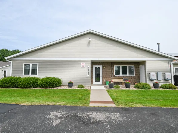 1331 15th St, Baraboo, WI 53913