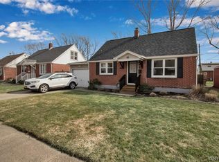 55 Peinkofer Dr, Cheektowaga, NY