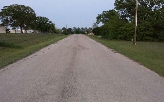 4th image of 5925 Vinery Ln