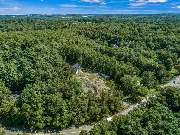 223 South St, Northborough, MA 01532