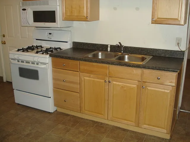 2 bed, 917 sqft, $1,265 — Photo 2