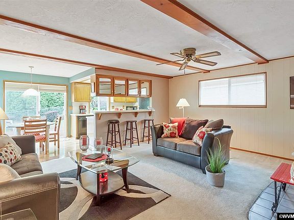 5th image of 515 Woodland Dr NW