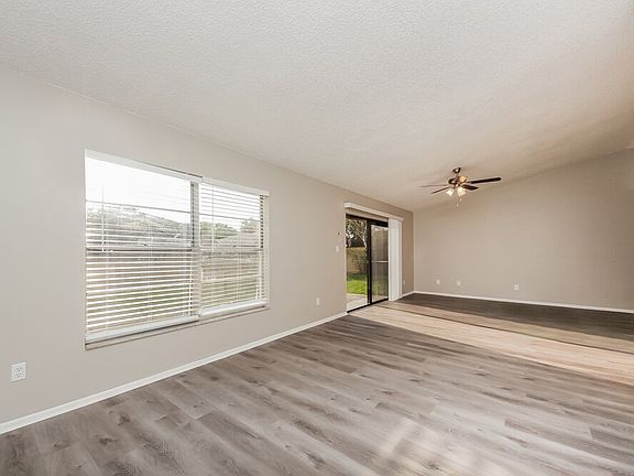 4th image of 12020 Sula St
