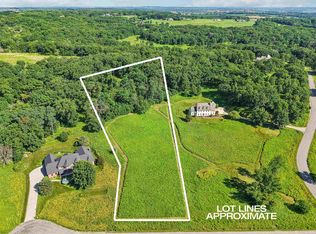 12 Noll Valley Cir, Verona, WI 53593