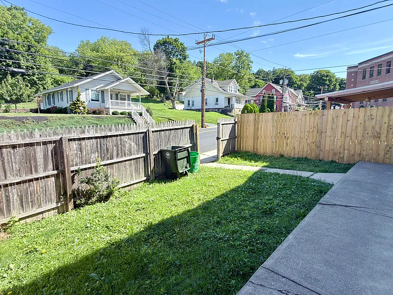 156 E Northampton St — Photo 7