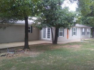 55 Grace Rd, Locust Grove, AR 72550