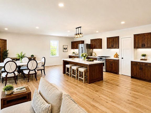 3rd image of 6671 Nielan St