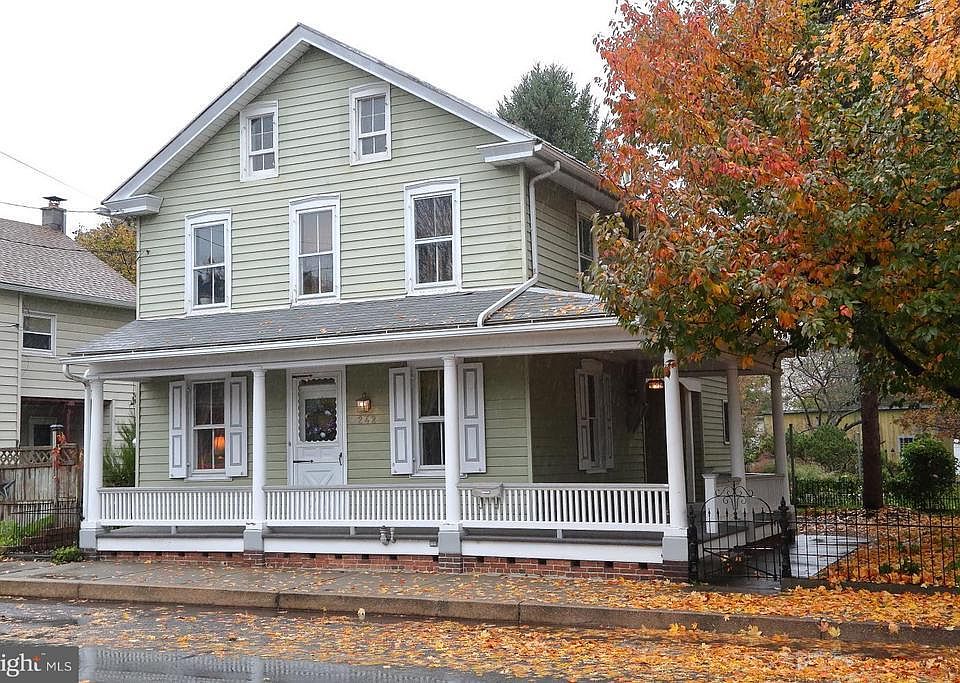 1st image of 242 Marietta Ave