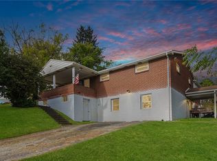 3330 Overland Dr, North Huntingdon, PA 15642