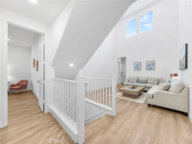 885 Poppy Ct — Photo 17
