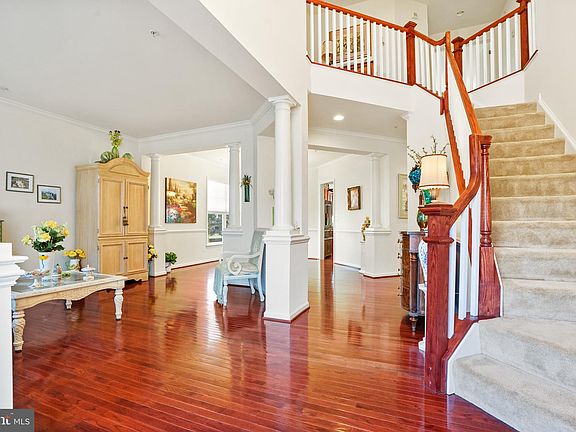 3rd image of 14307 Northbrook Ln