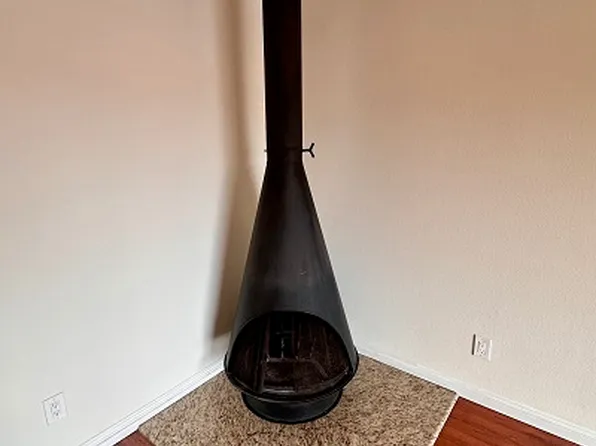 720 S Elvira Ave #12D, Redondo Beach, CA 90277