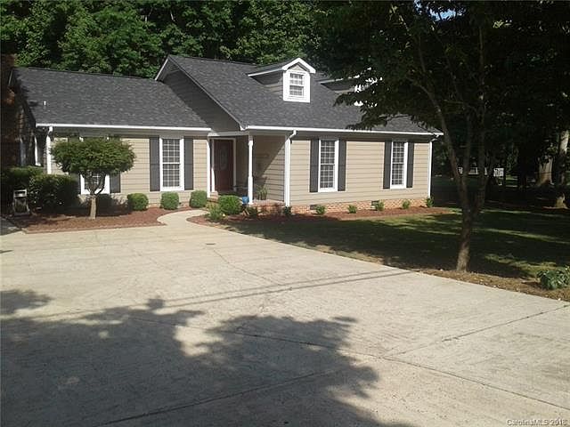 1st image of 6900 Lakeside Dr