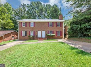 424 Tarragon Way SW, Atlanta, GA 30331