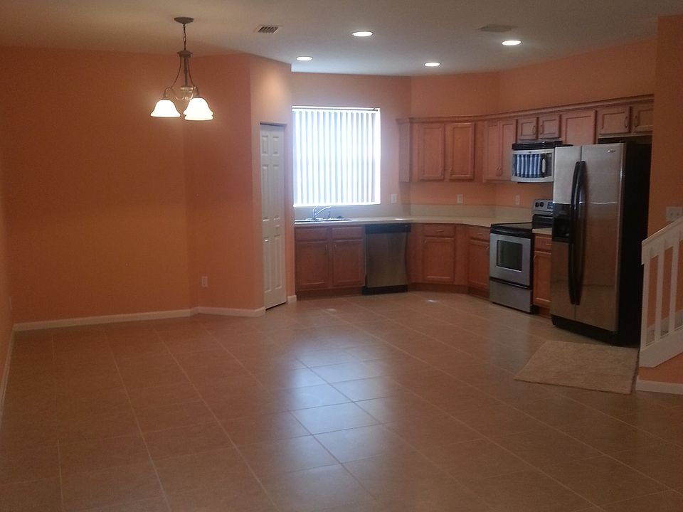 1st image of 2574 SE Pineland Dr