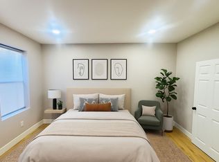 121 Roosevelt Ave #1, Jersey City, NJ 07304