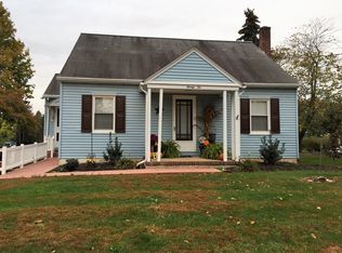 22 Pleasant Dr, Lancaster, PA 17602