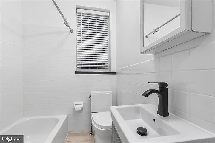 819 S 2nd St #1 — Photo 13