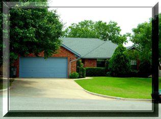 3019 NE Stratford Cir, Lawton, OK 73507