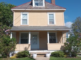 149 Edgewood Ave #2, Grove City, PA 16127