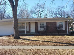 2239 Murray Forest Dr, Maryland Heights, MO 63043