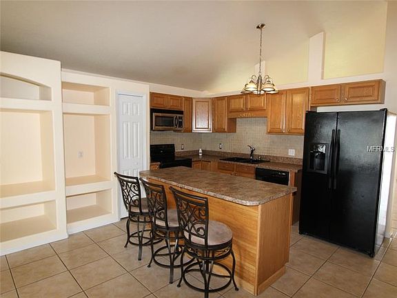 5th image of 2086 Shannon Lakes Blvd
